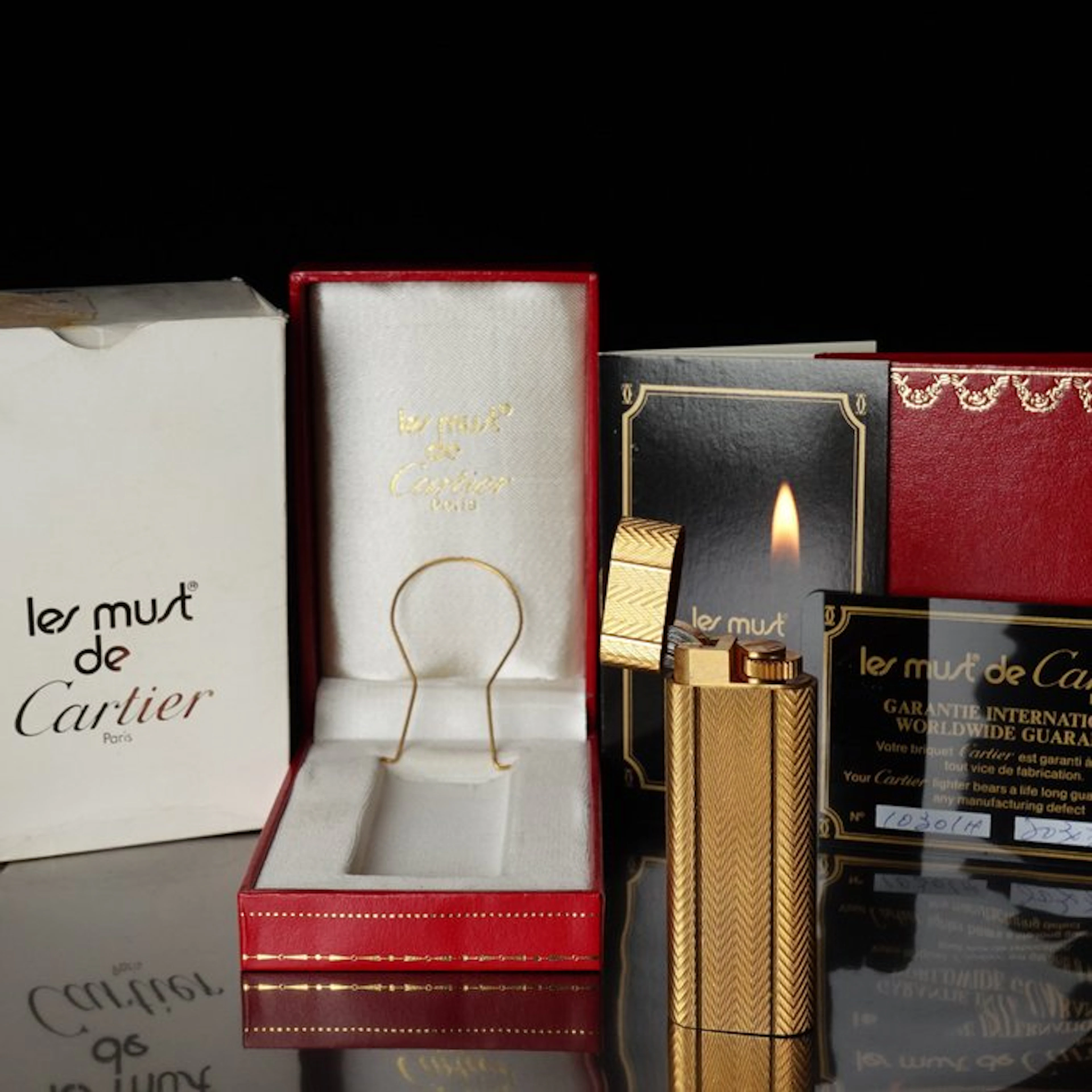 Cartier - Chevron Pattern Vintage gas Lighter - Lighter - Gold plated