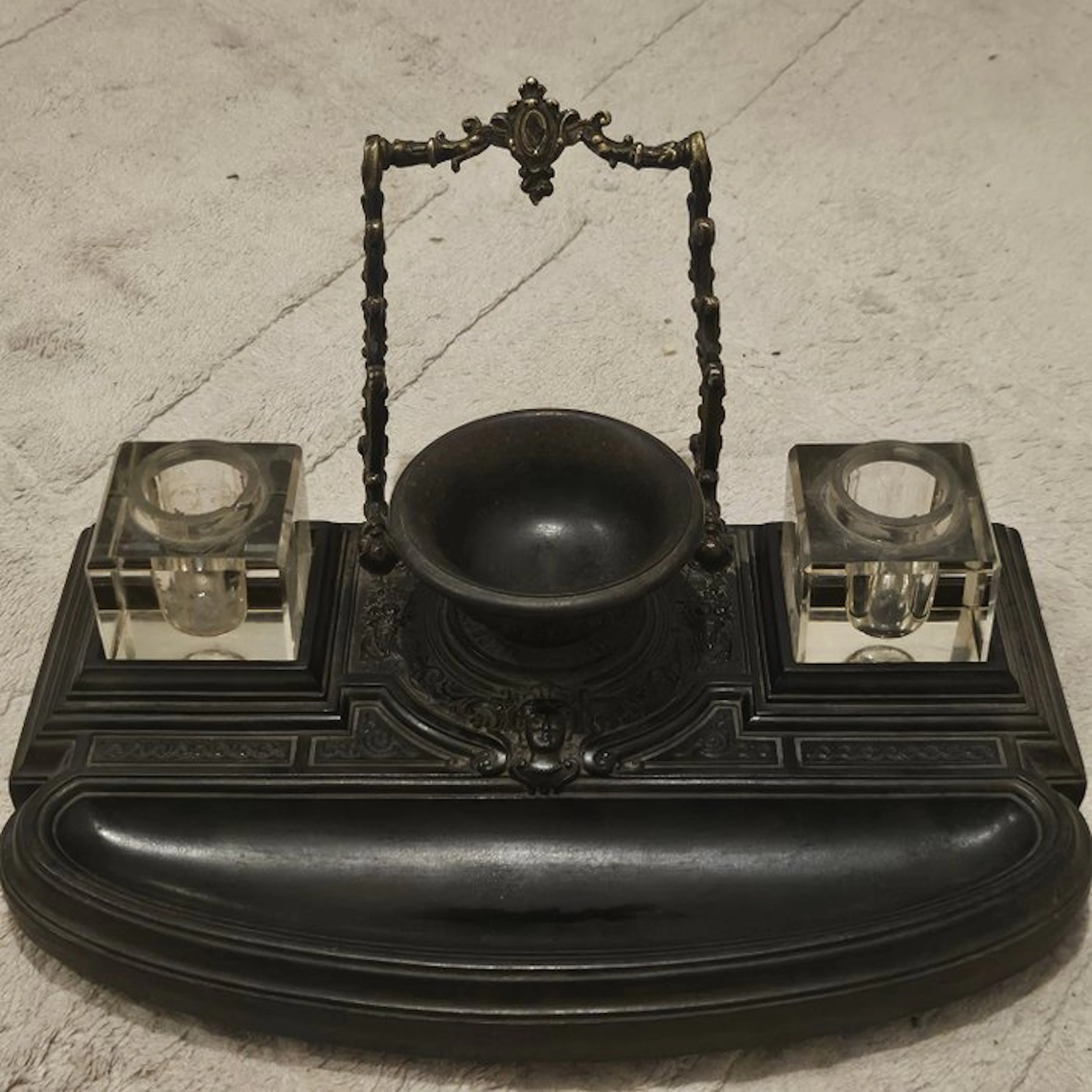 Inkwell - Bronze