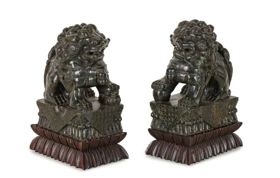 Pair of Foo dogs in stone