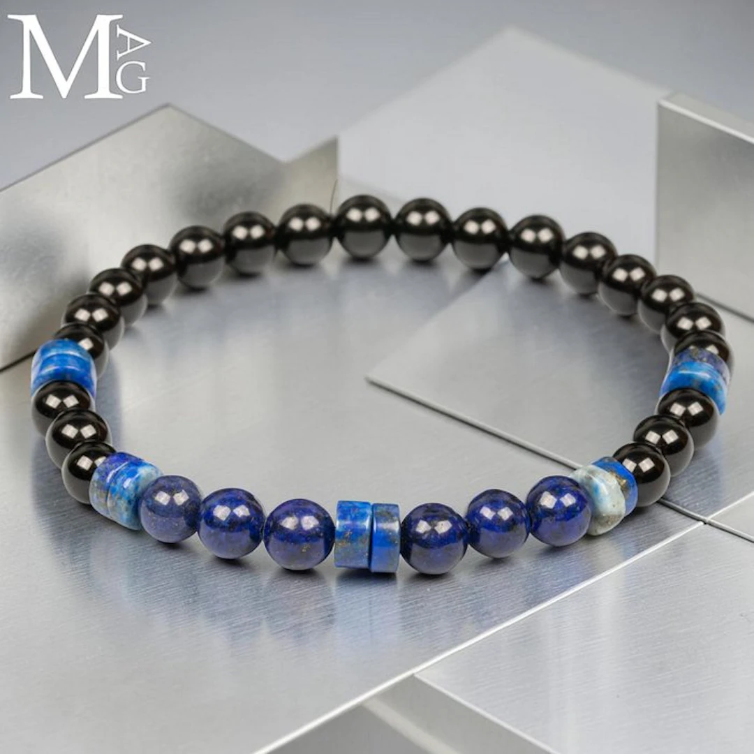 Elastic Bracelet with Black Onyx