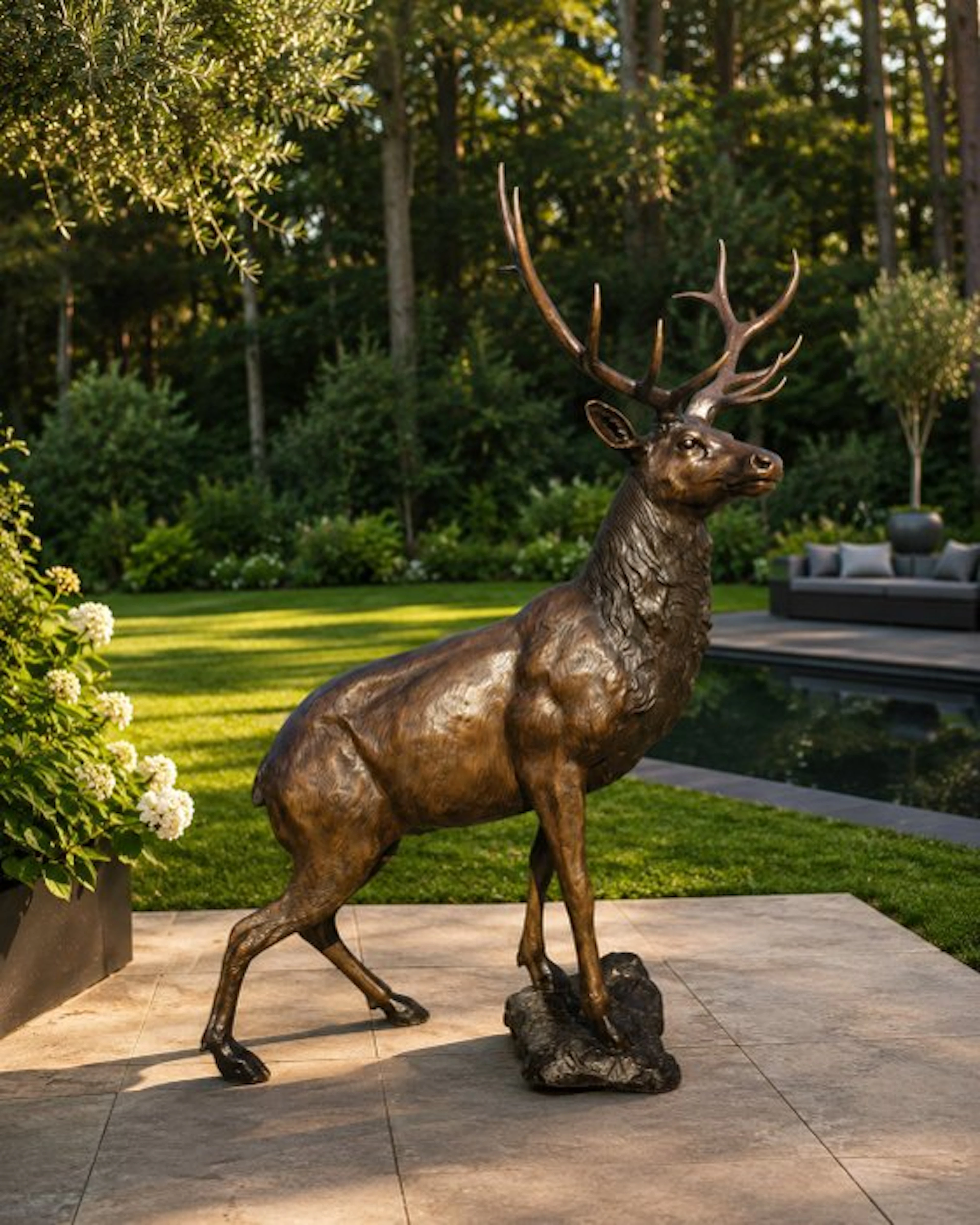 Statue, Bronze: XL Deer - 171 cm - Bronze - 2026