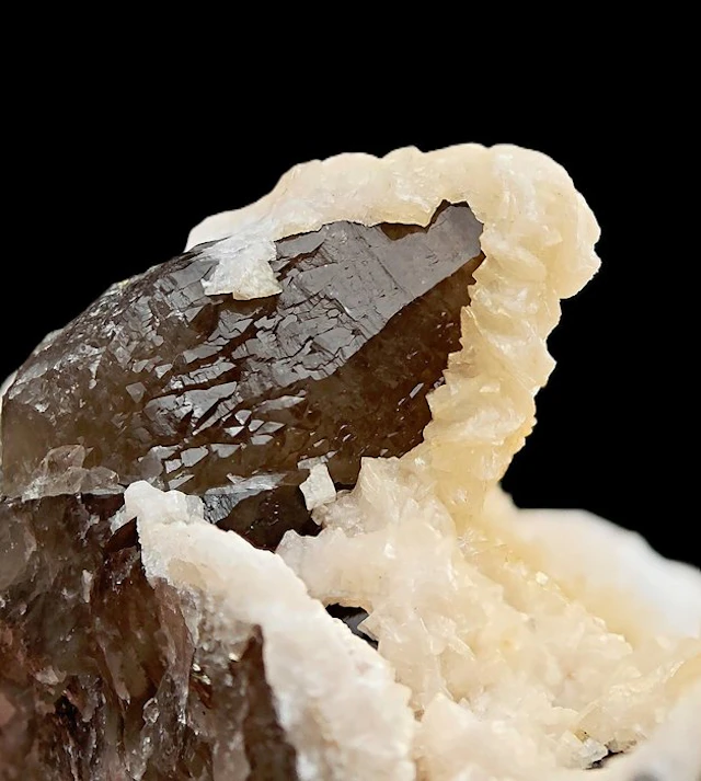 Smoked quartz with yellow dolomite