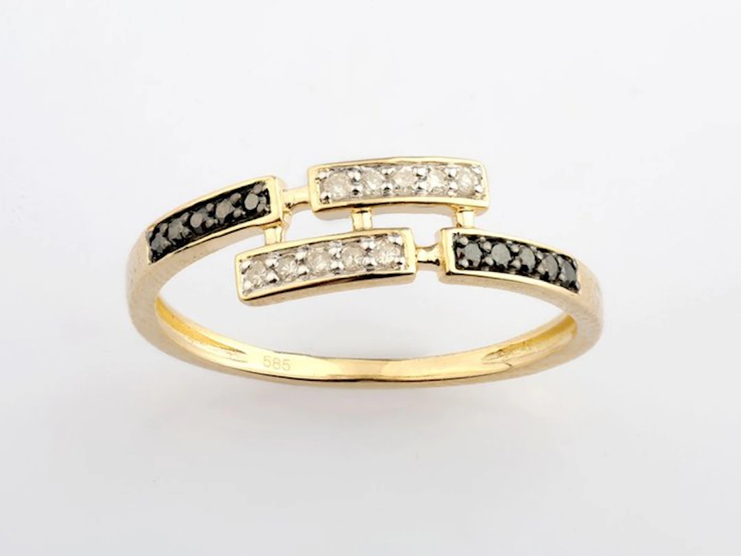 No reserve price - Ring - 14 kt. Yellow gold - 0.15ct. tw. Diamond (Natural)