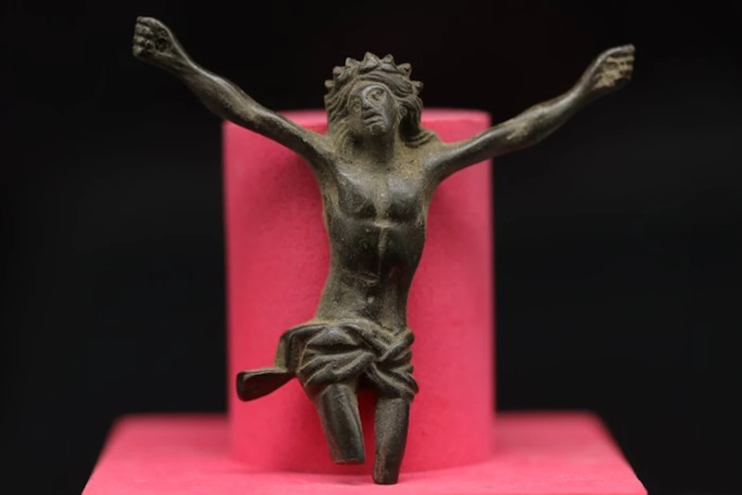 Renaissance Bronze Votive Corpus Christi - 6.2 cm (No reserve price)