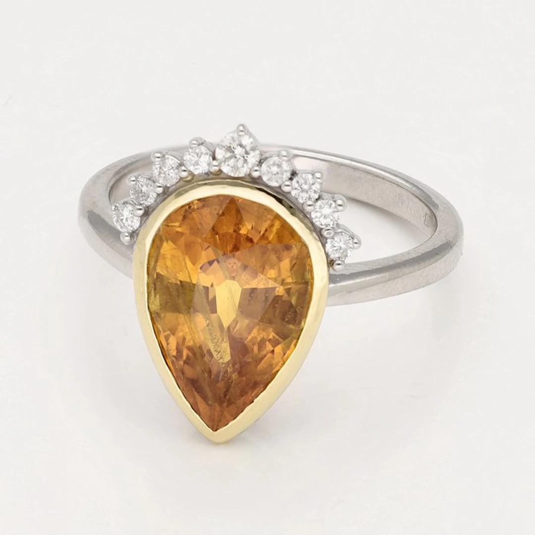 Ring - 14 kt. White gold, Yellow gold Sapphire - Diamond