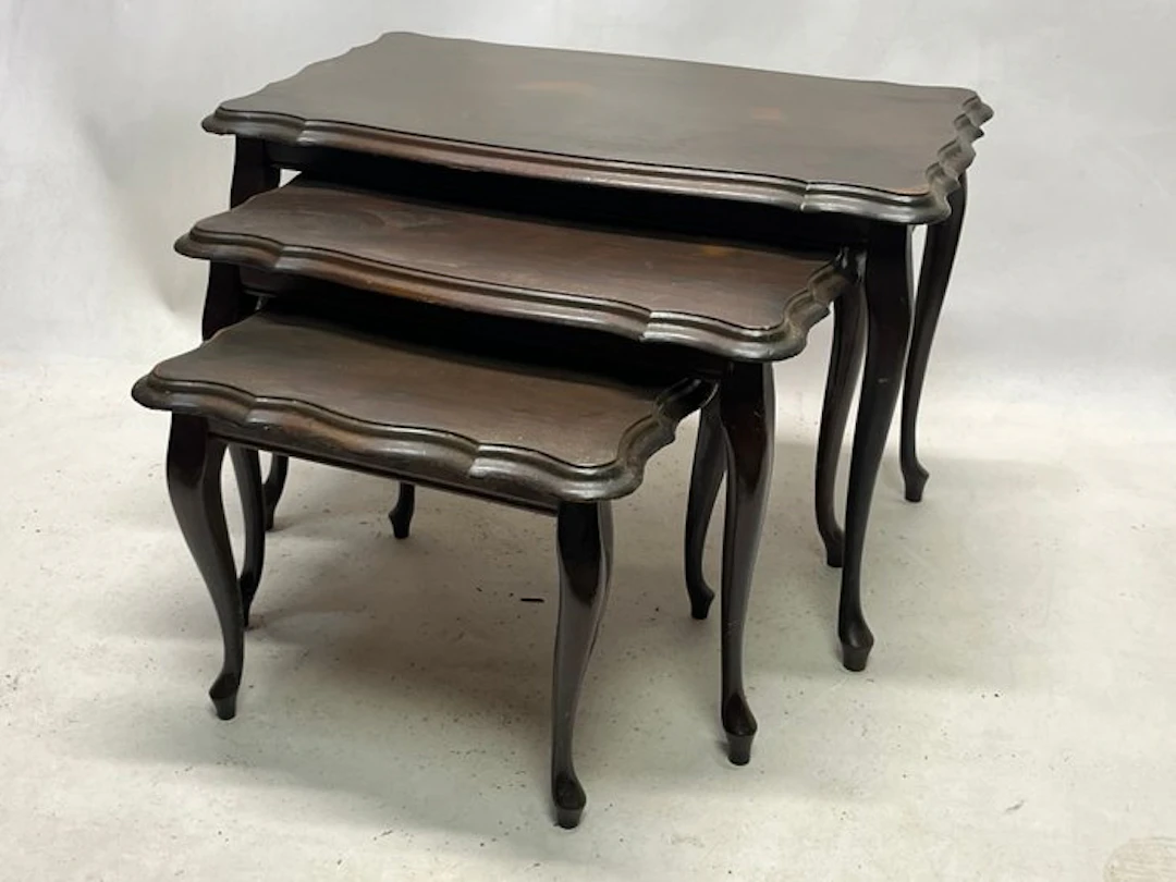 Nesting tables (3) - Wood - Queen Anne table set