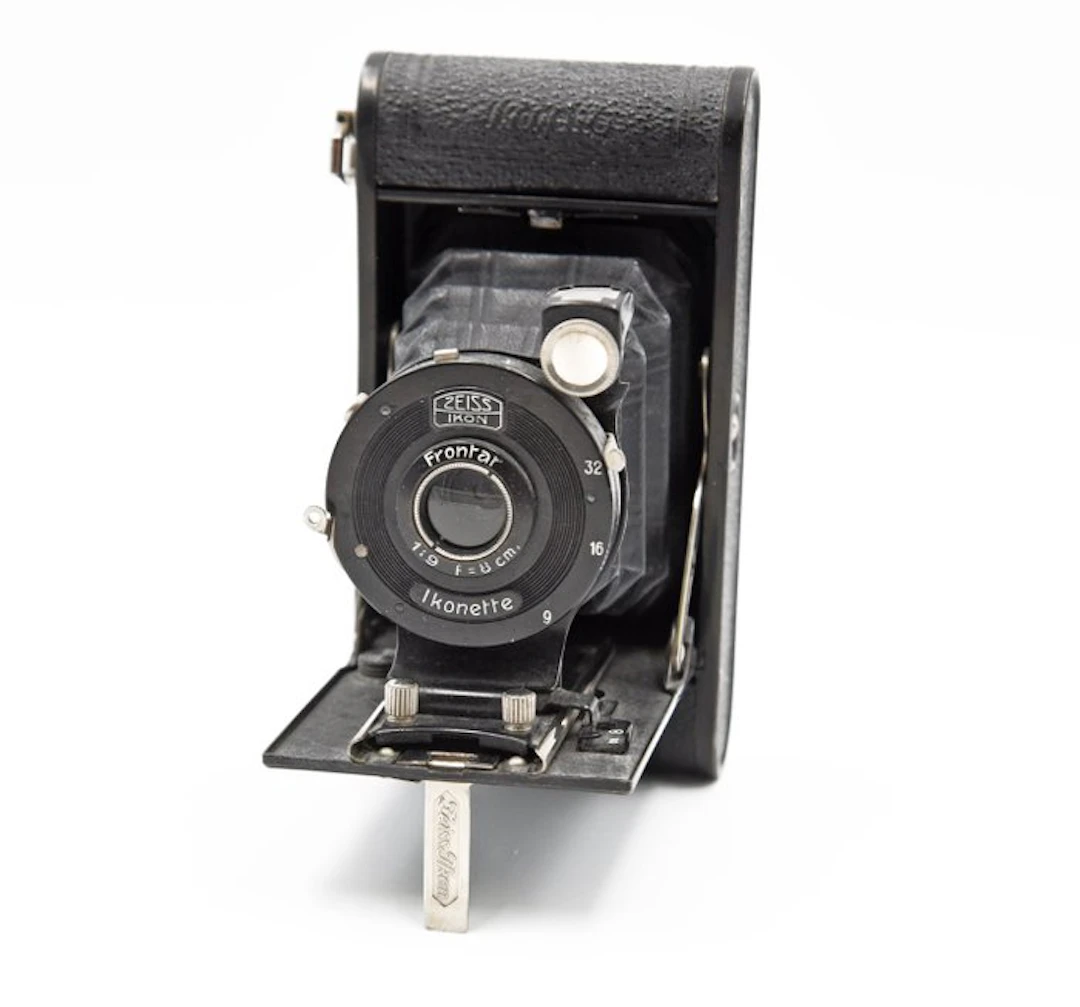 Zeiss Ikon Ikonette (Modello 504/12) Analogue camera