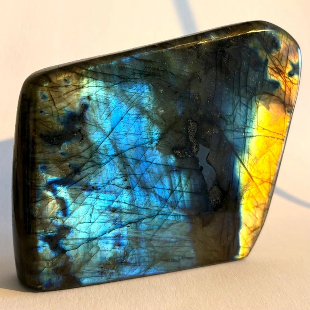 Labradorite Cabochon - Height: 11 cm - Width: 9 cm- 693 g - (1)