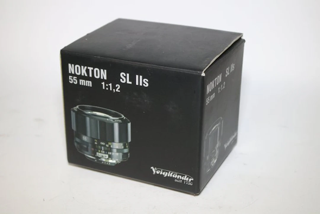Voigtländer Nokton 1,2/55mm for Nikon Camera lens