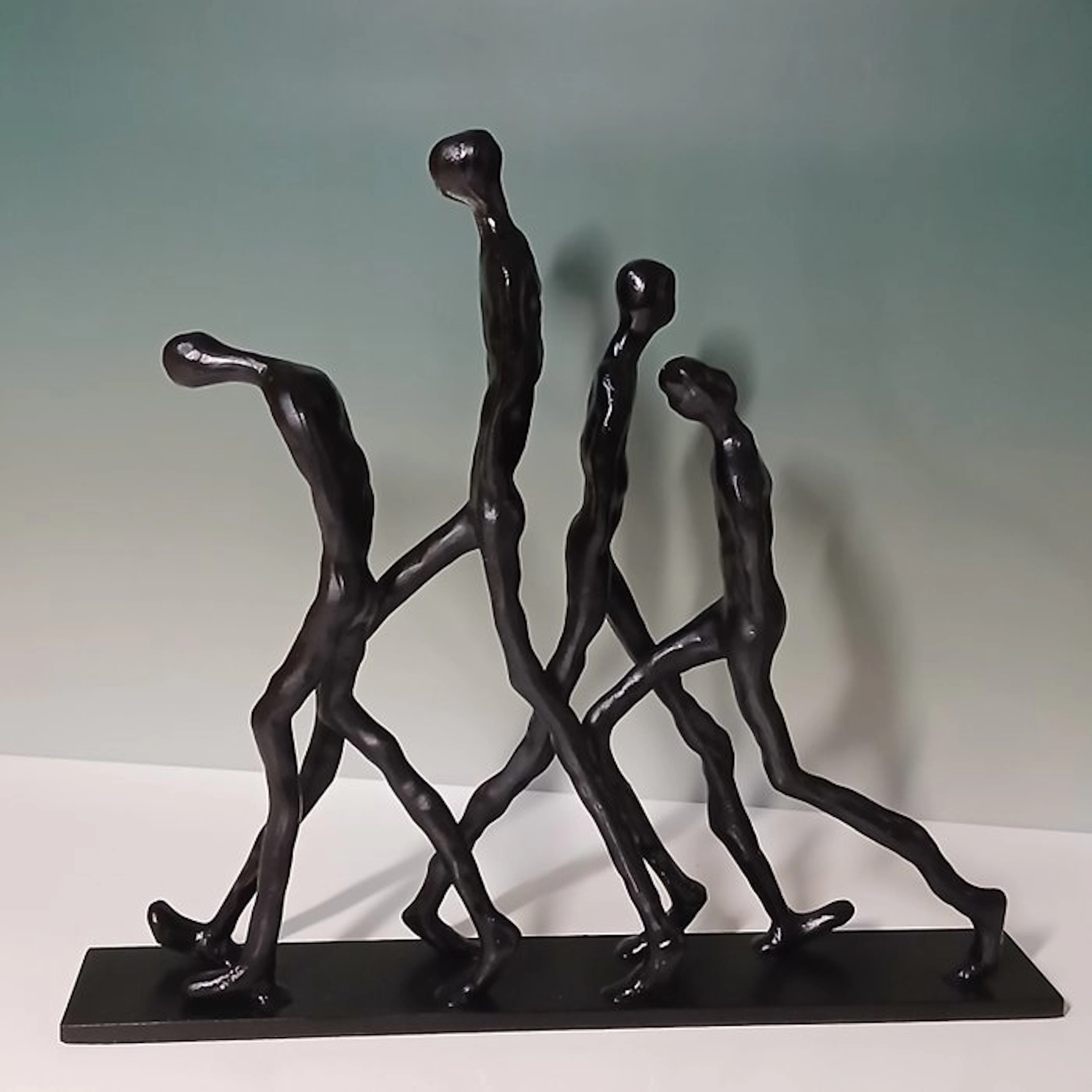 Sculpture, "Les passants" after Alberto Giacometti - 31 cm - Source