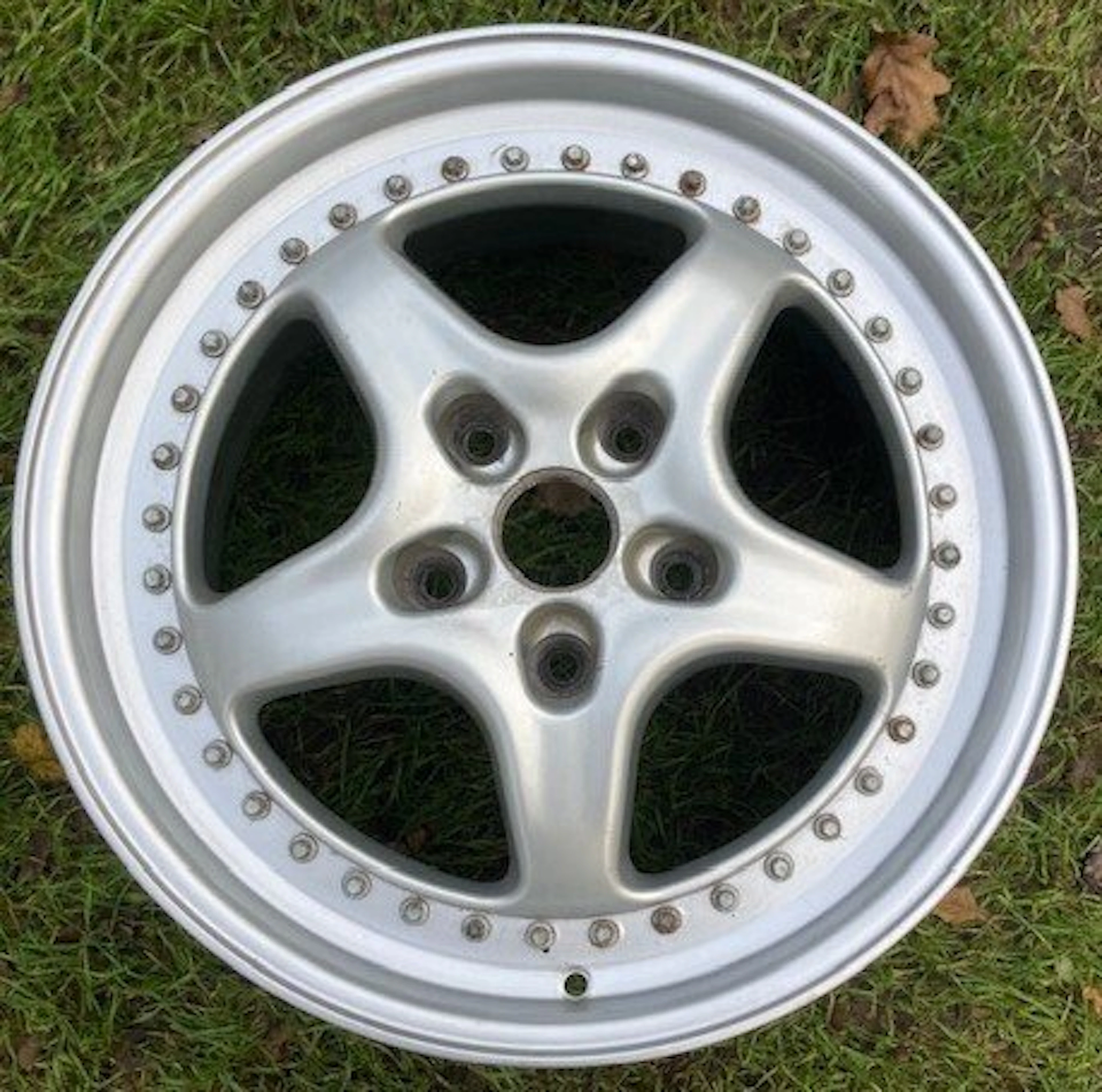 Car part (1) - Porsche - Porsche Speedline Rim - 1990-2000