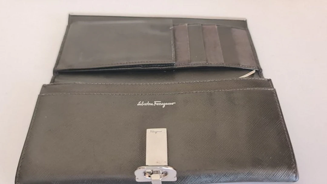 Salvatore Ferragamo - SALVATORE FERRAGAMO Gancini Clip...