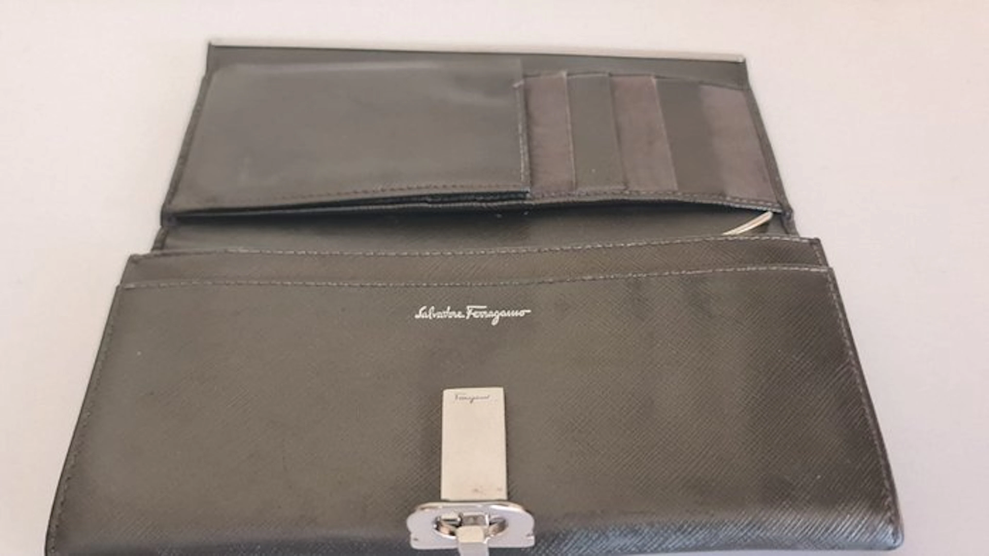 Salvatore Ferragamo - SALVATORE FERRAGAMO Gancini Clip...