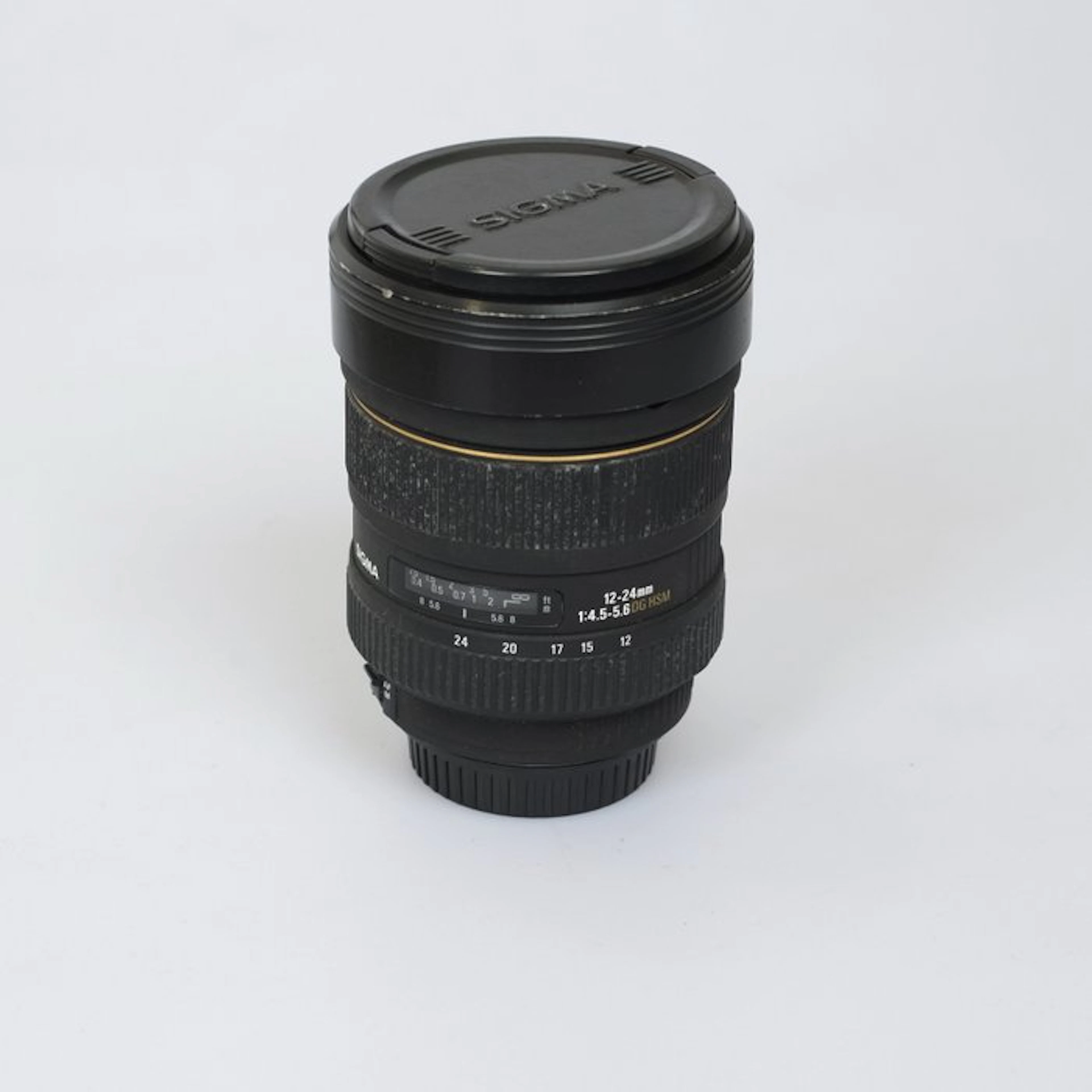 Sigma 12-24/4.5-5.6 EX DG HSM Canon EF Prime lens