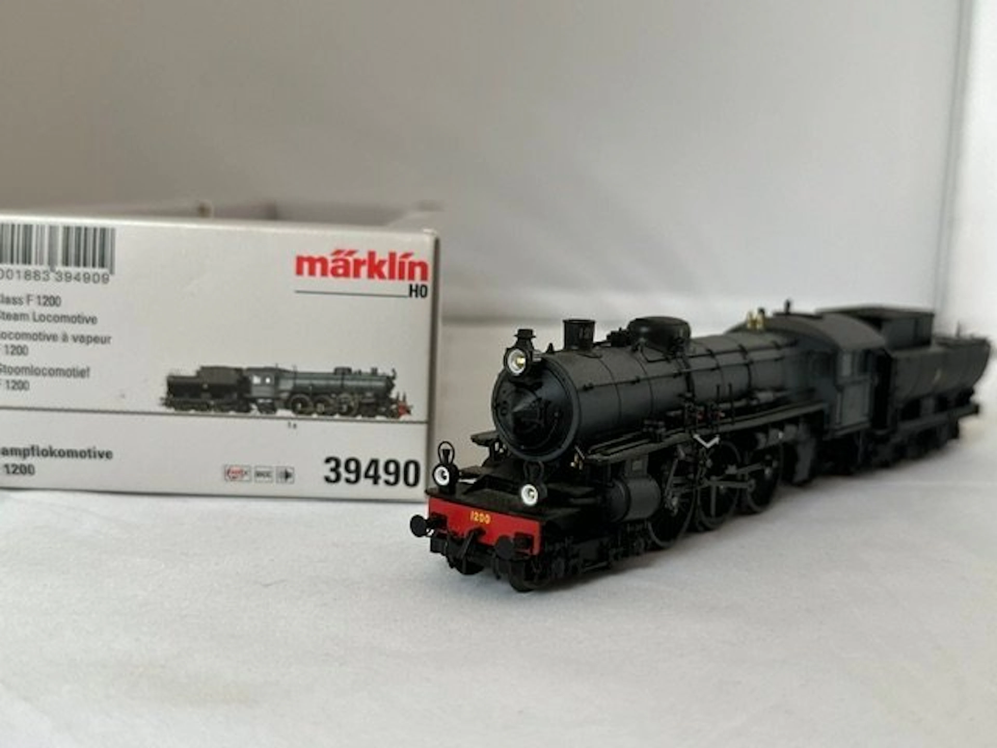 Märklin H0 - 39490 - Steam locomotive with tender (1)...
