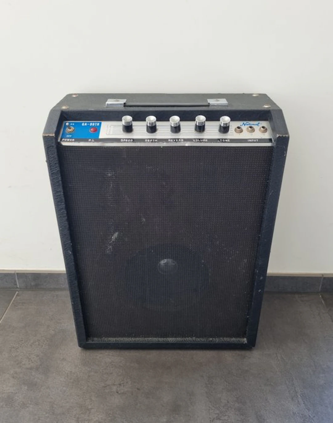 National - Number of items: 1 - Guitar amplifier - Japan...