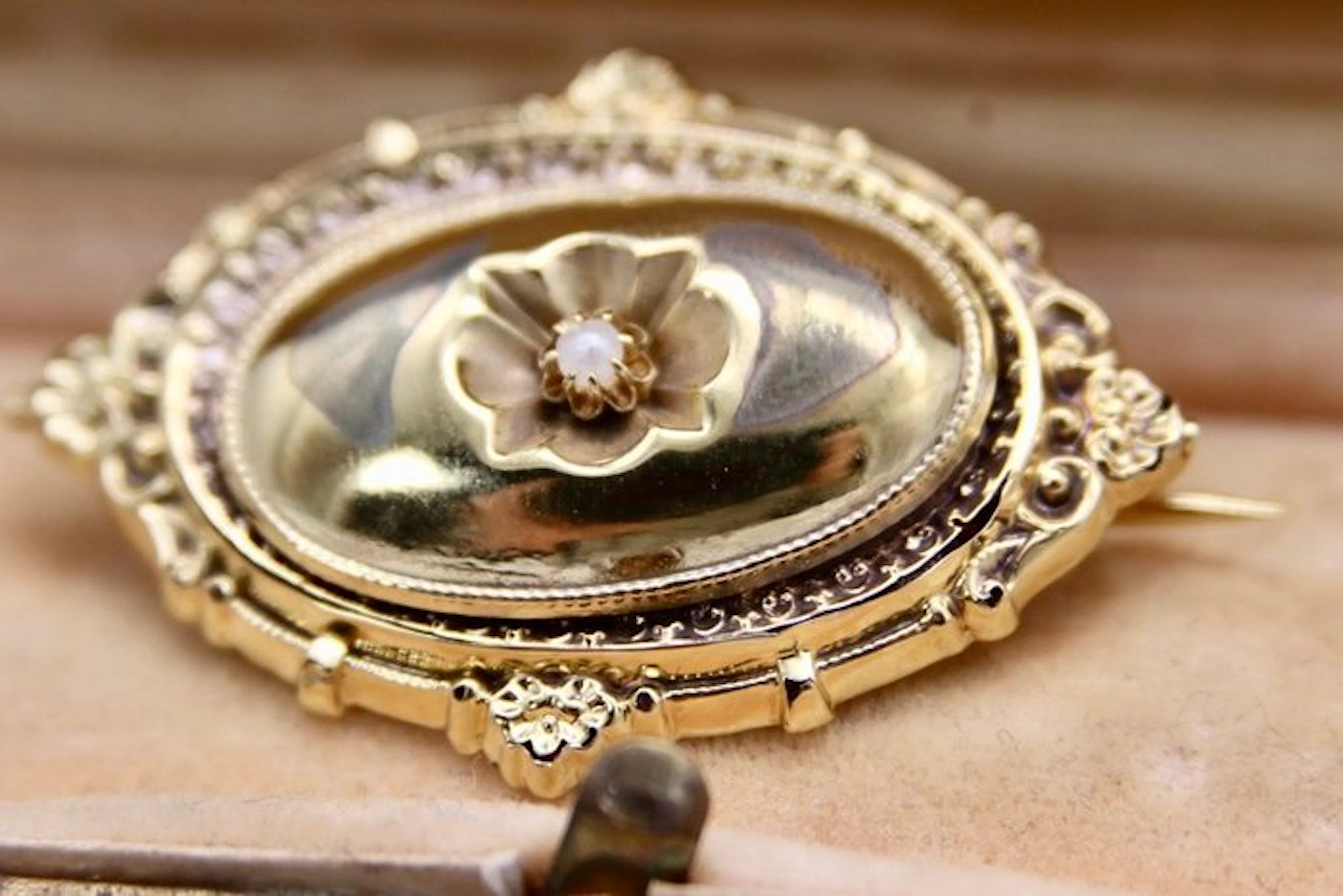 Handmade - Brooch - 18 kt