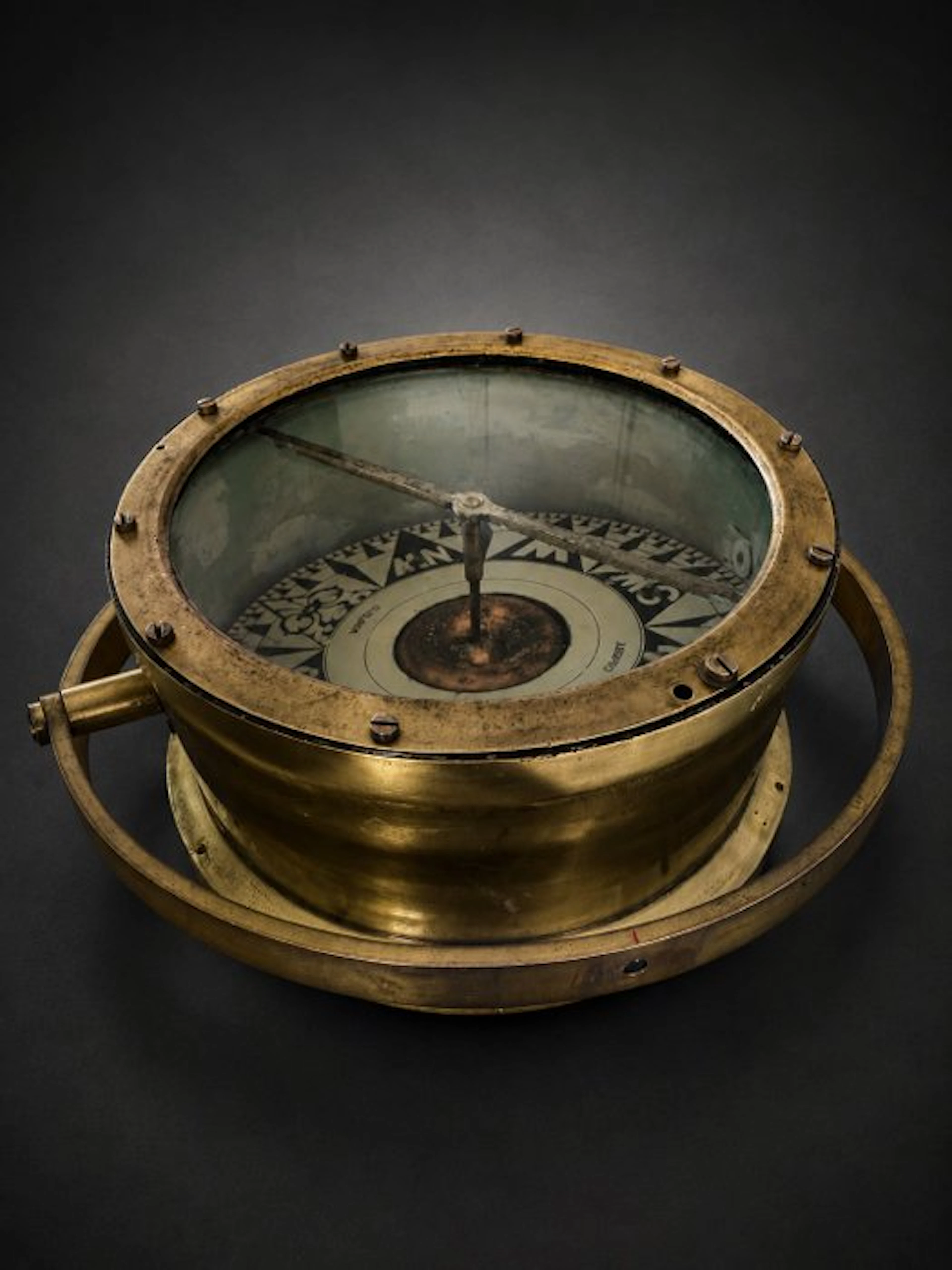 Ship's compass - Gilt brass - antique ship's compass