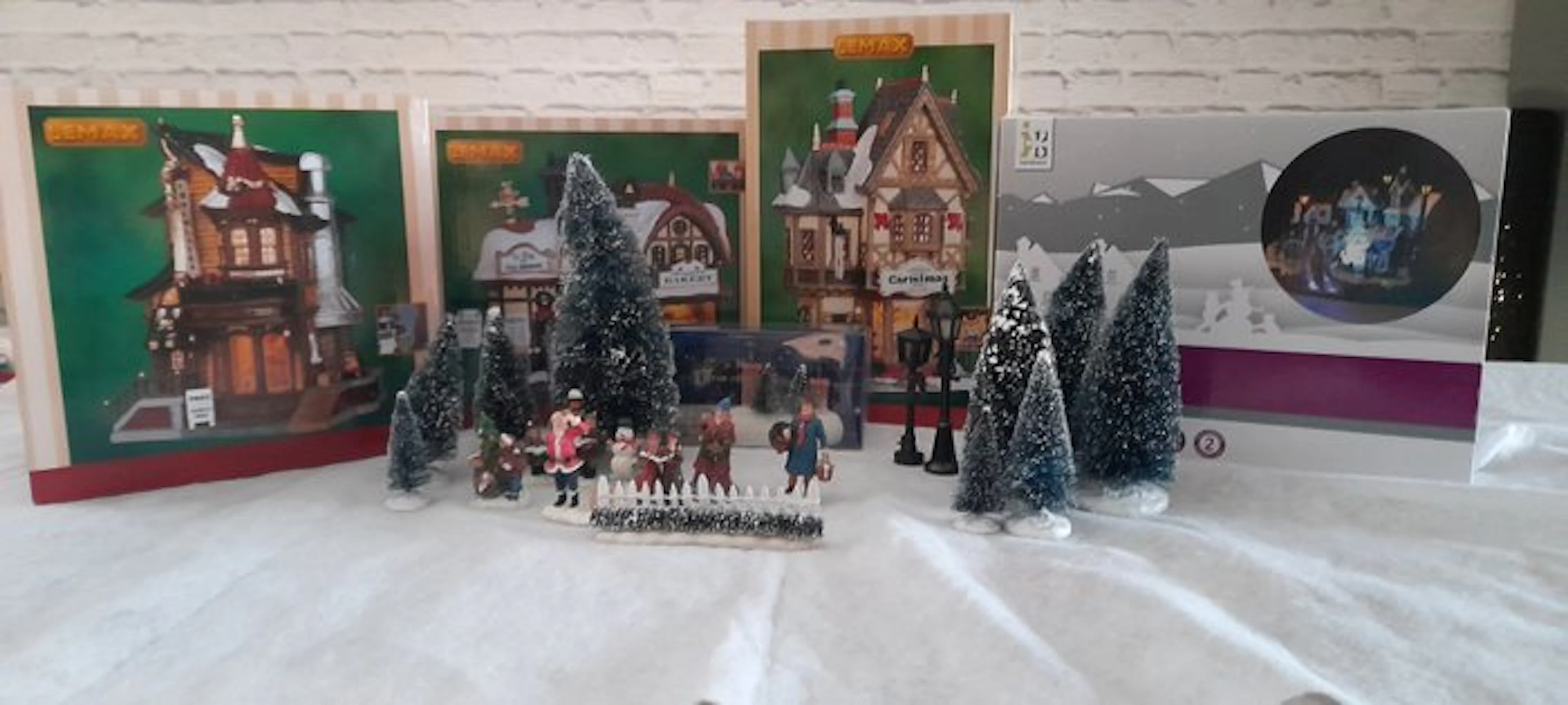 Christmas decoration Lemax (25) - Porcelain - Christmas village, including
