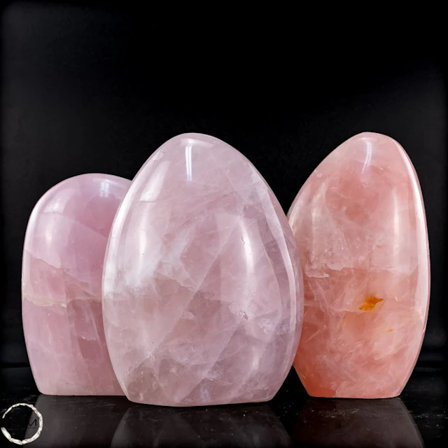 Natural rose quartz set from Brazil – Three exceptional...
