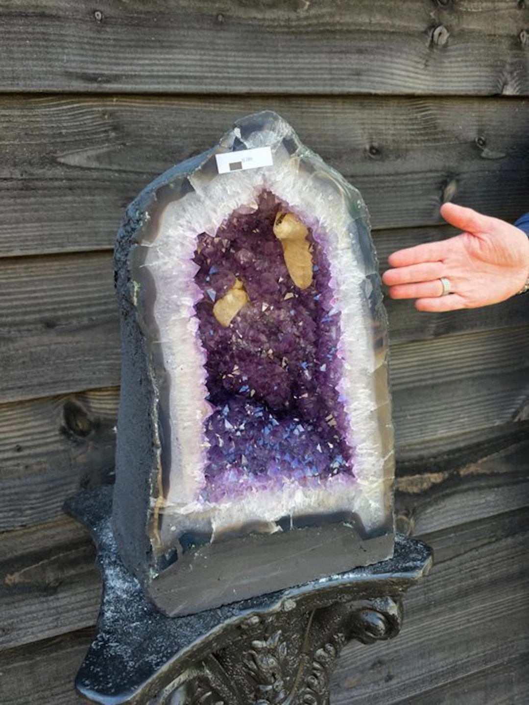 XL Amethyst Geode + Certificate - Height: 39.5 cm - Width: 23 cm- 26.16 kg