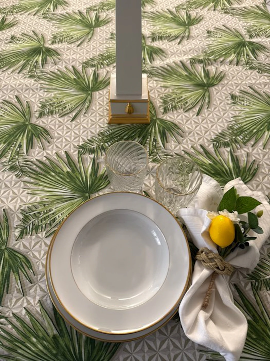 San Leucio top quality - Exclusive exotic tablecloth with palm trees