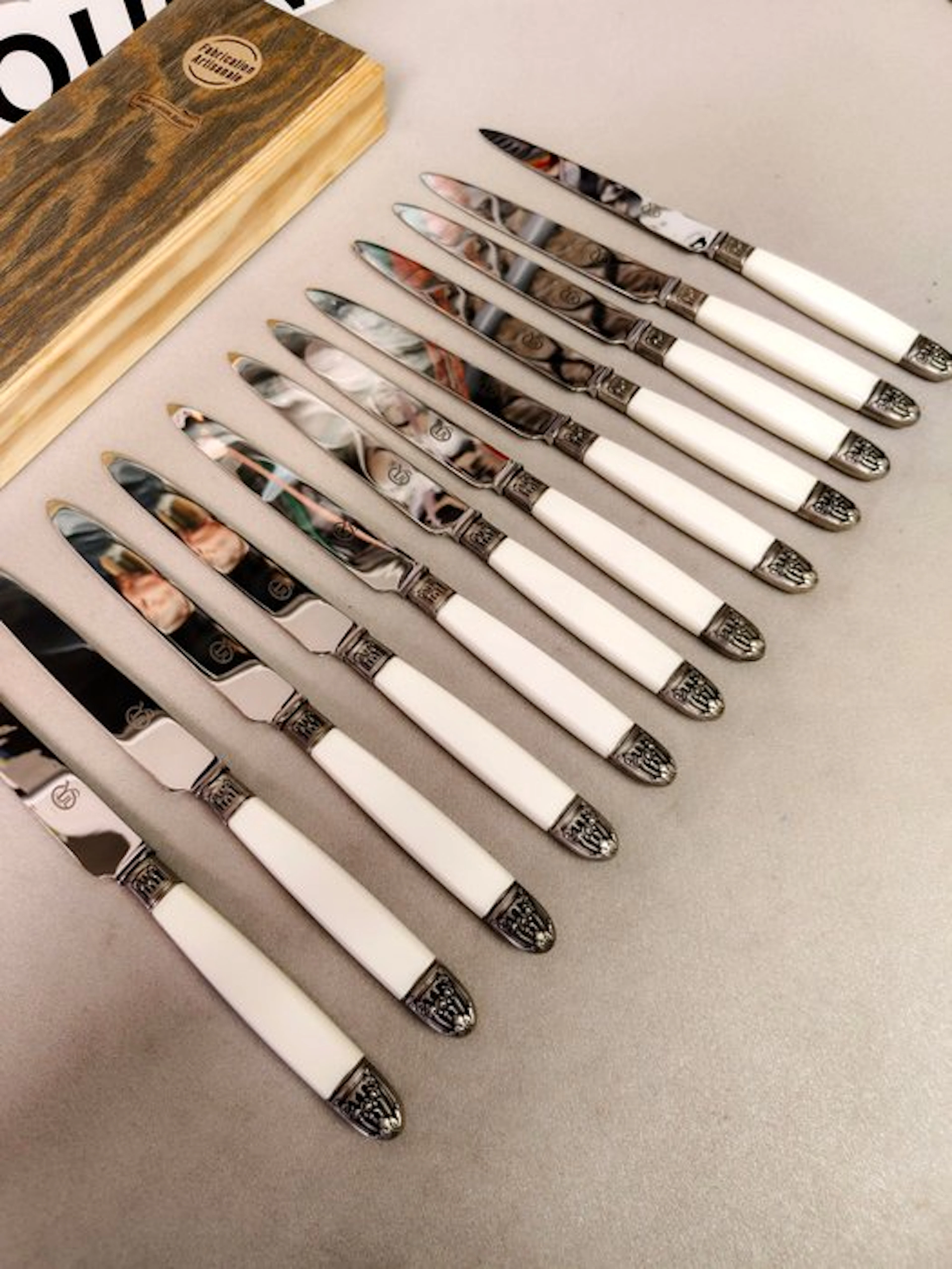 Ytournel - Table knife set - Resin
