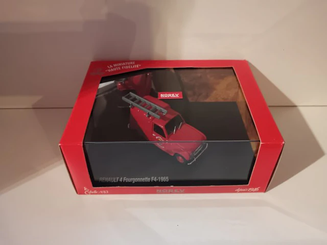 Norev 1:43 - Model car - Renault 4 Fourgonnette F4 1965 Pompiers