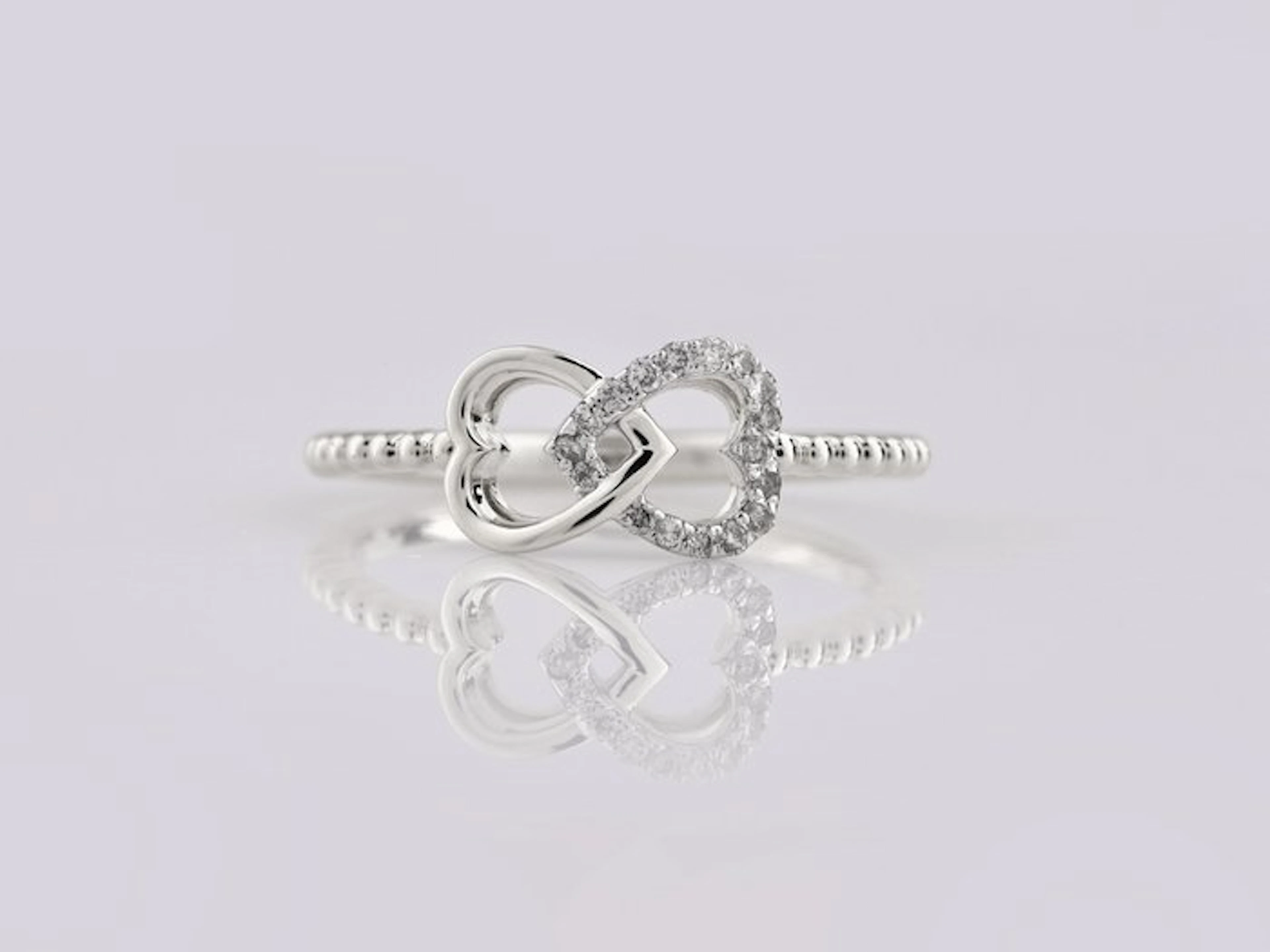 Ring - 14 kt. White gold - 0.08ct. tw. Diamond (Natural)