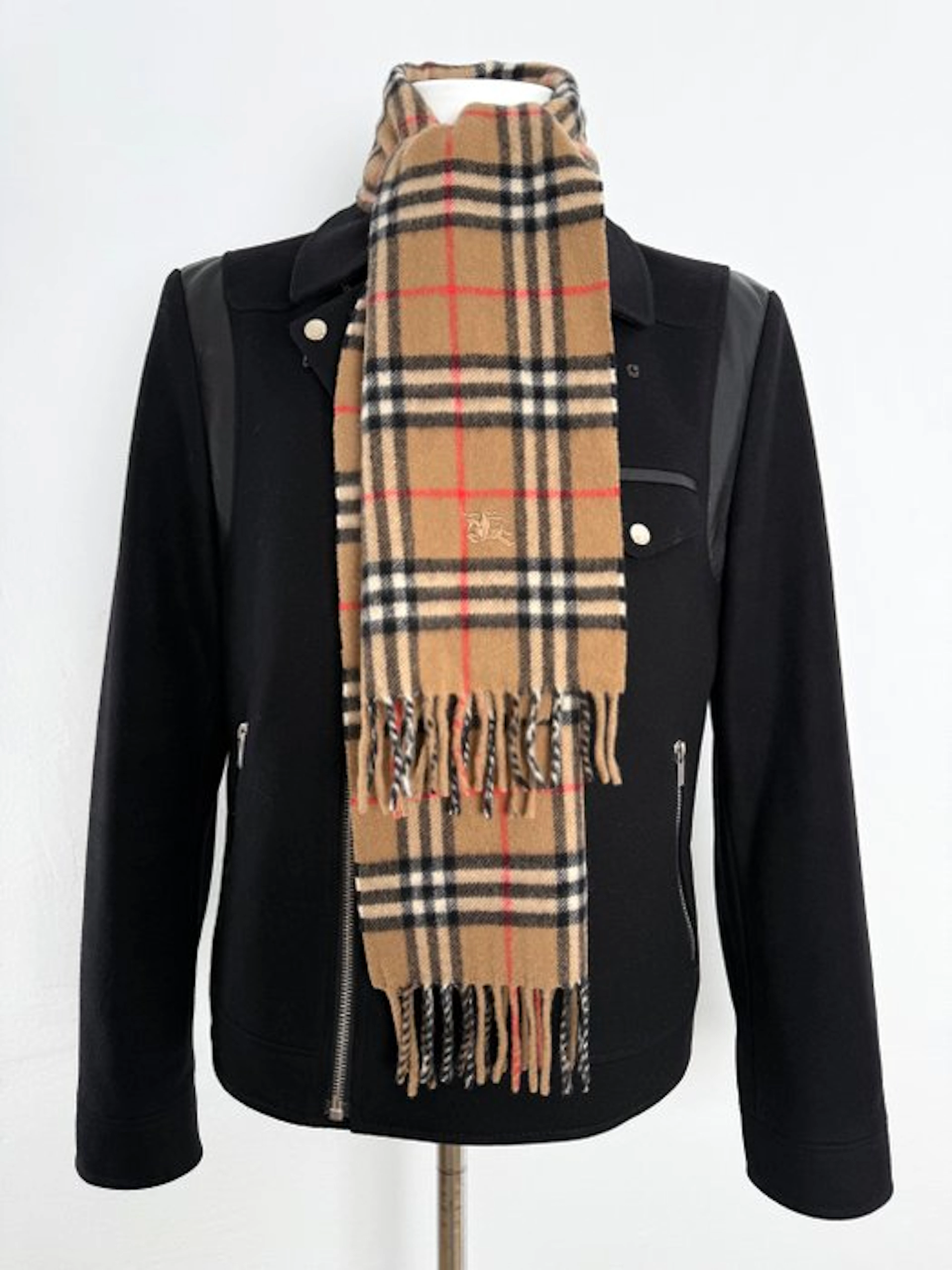 Burberry - Scarf