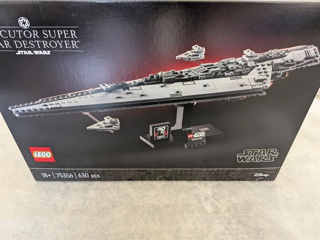 LEGO Set - 75356 - Star Wars - Executor Super Star Destroyer