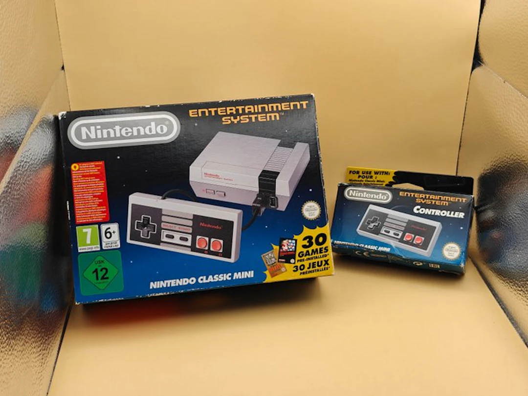 Nintendo - NES Classic Mini - NES Classic Mini