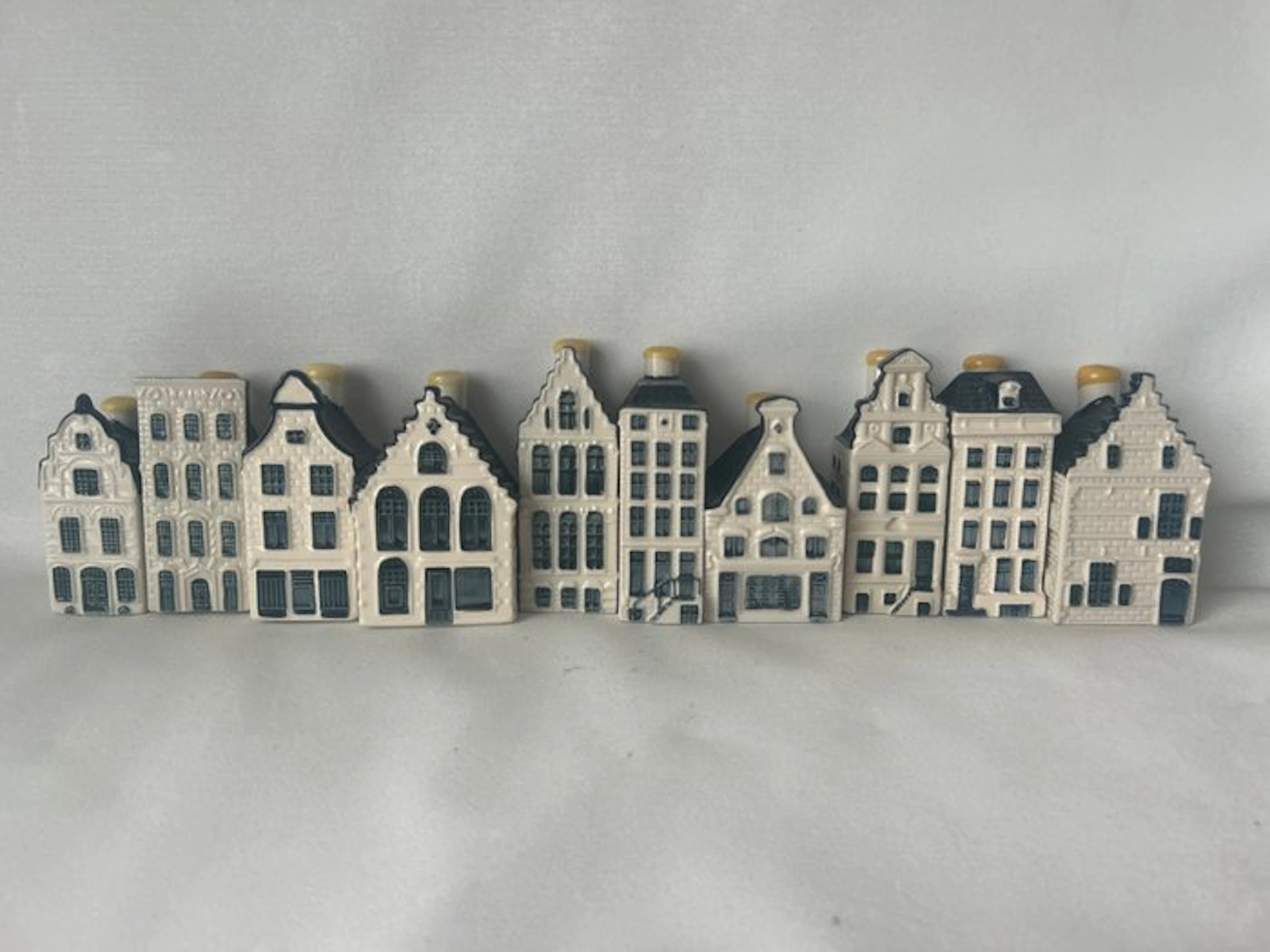 KLM house (10) - Bols - 21, 27, 30, 49, 52, 57, 66, 69, 74 and 82