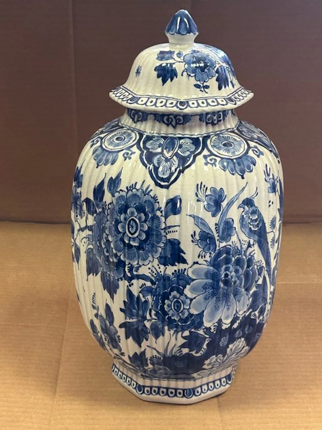 De Porceleyne Fles, Delft - Lidded vase - 300th Anniversary - Delftware