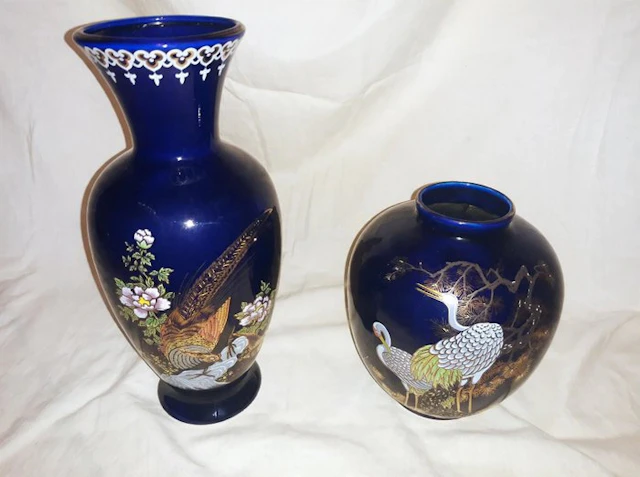Vase - Porcelain - Japan (No reserve price)