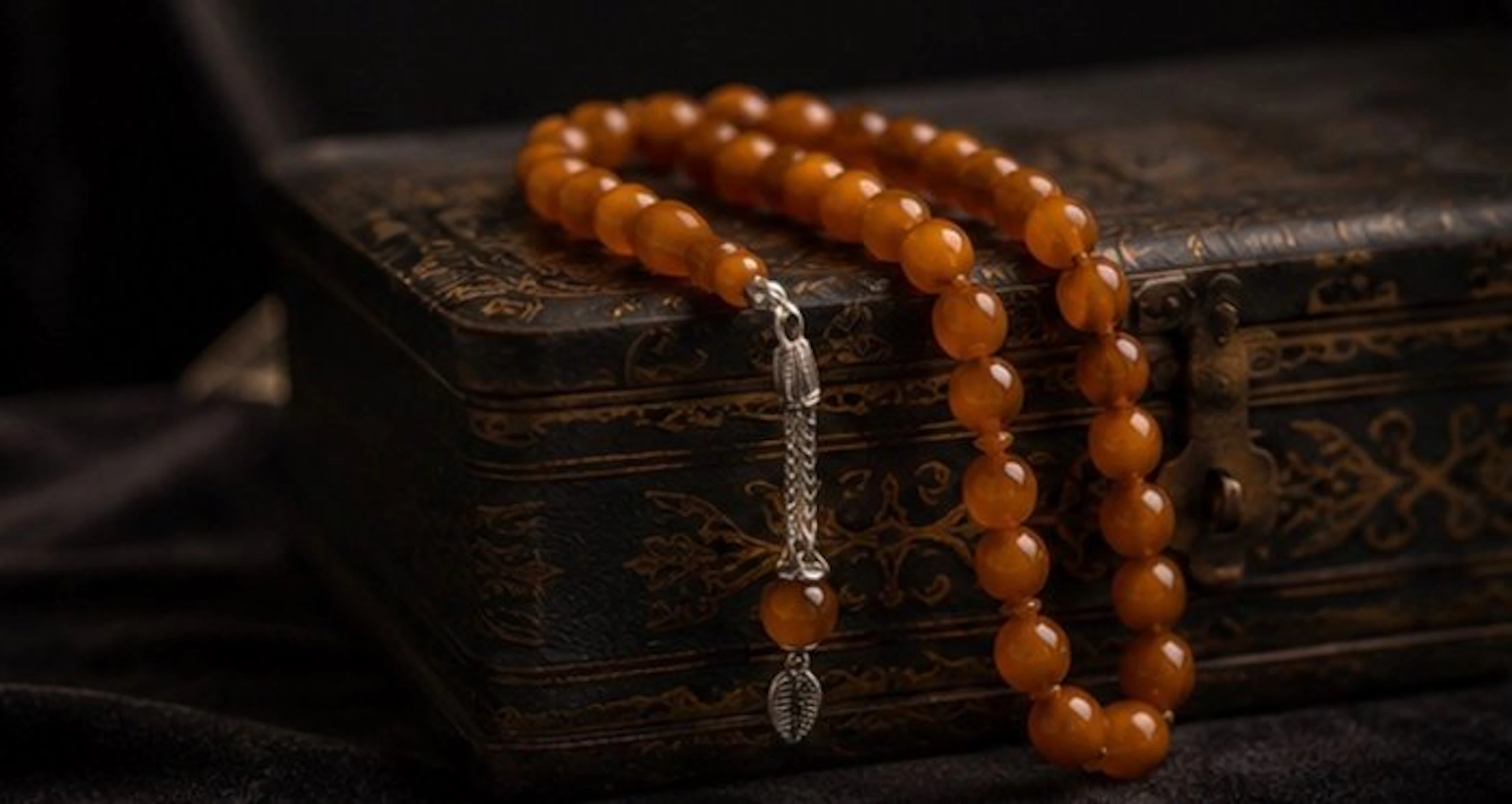 Rosary - Elegant Otoman Tasbih warm amber-orange beads - 1980-1990