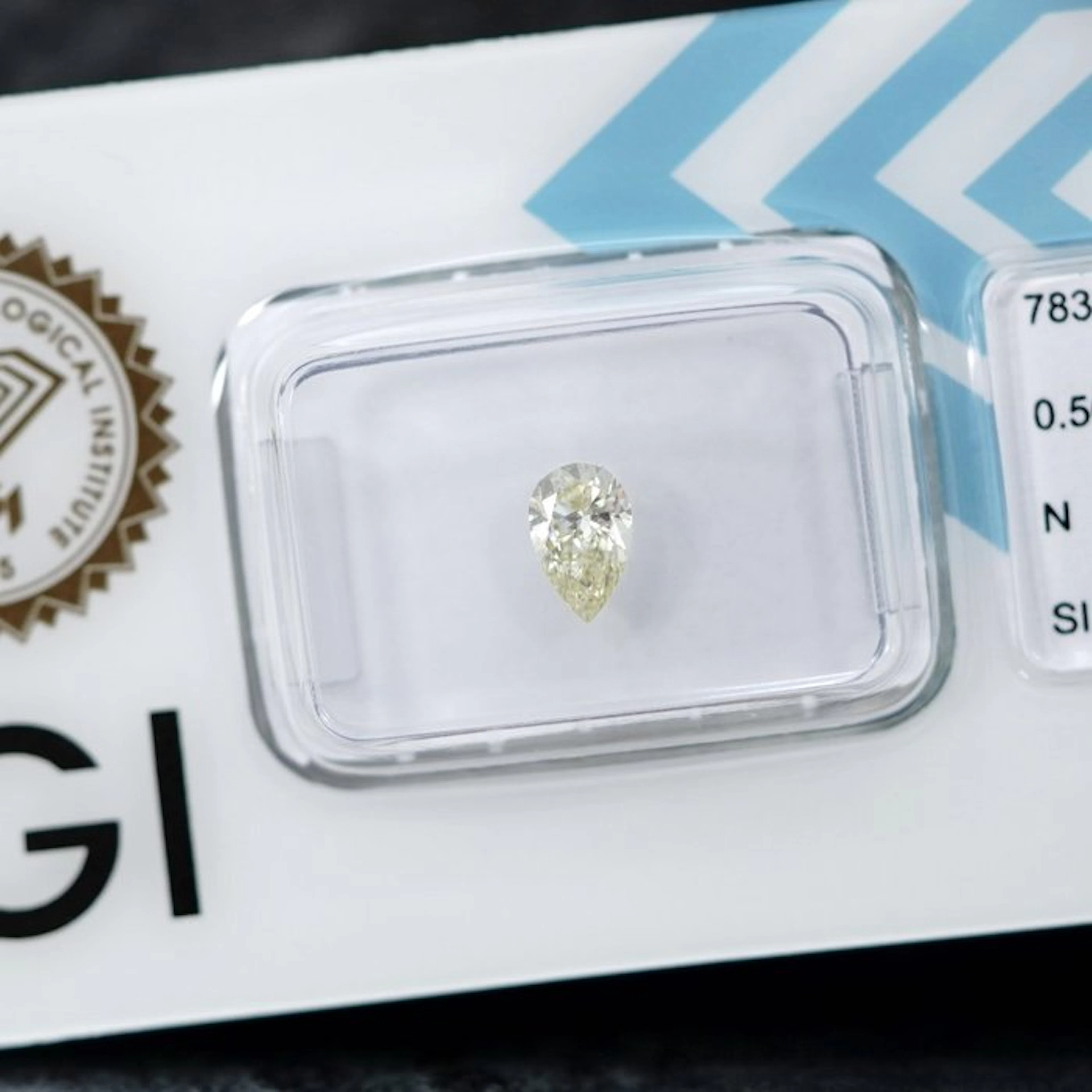 1 pcs Diamond (Natural) - 0.50 ct - Pear - N (tinted)...