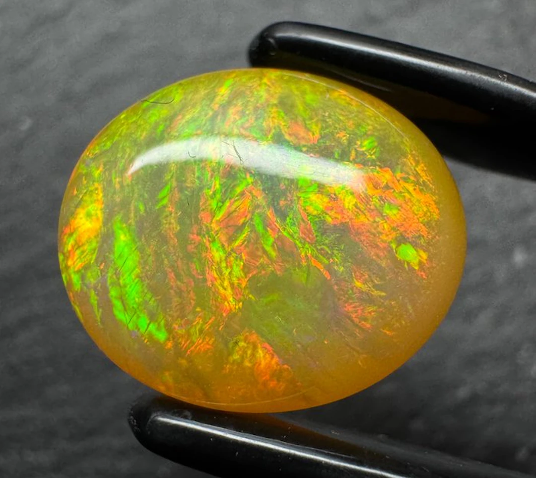 Opal Rough- 1.93 g