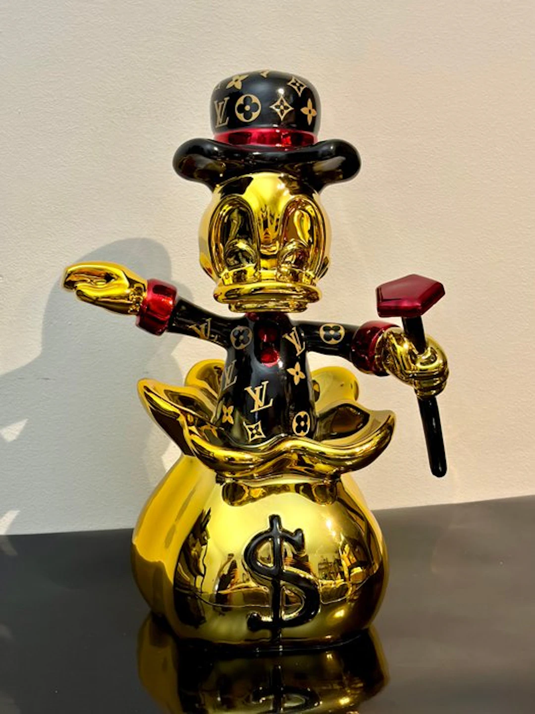 GF Exclusives - Louis Vuttion Money Bag Duck 3D Object