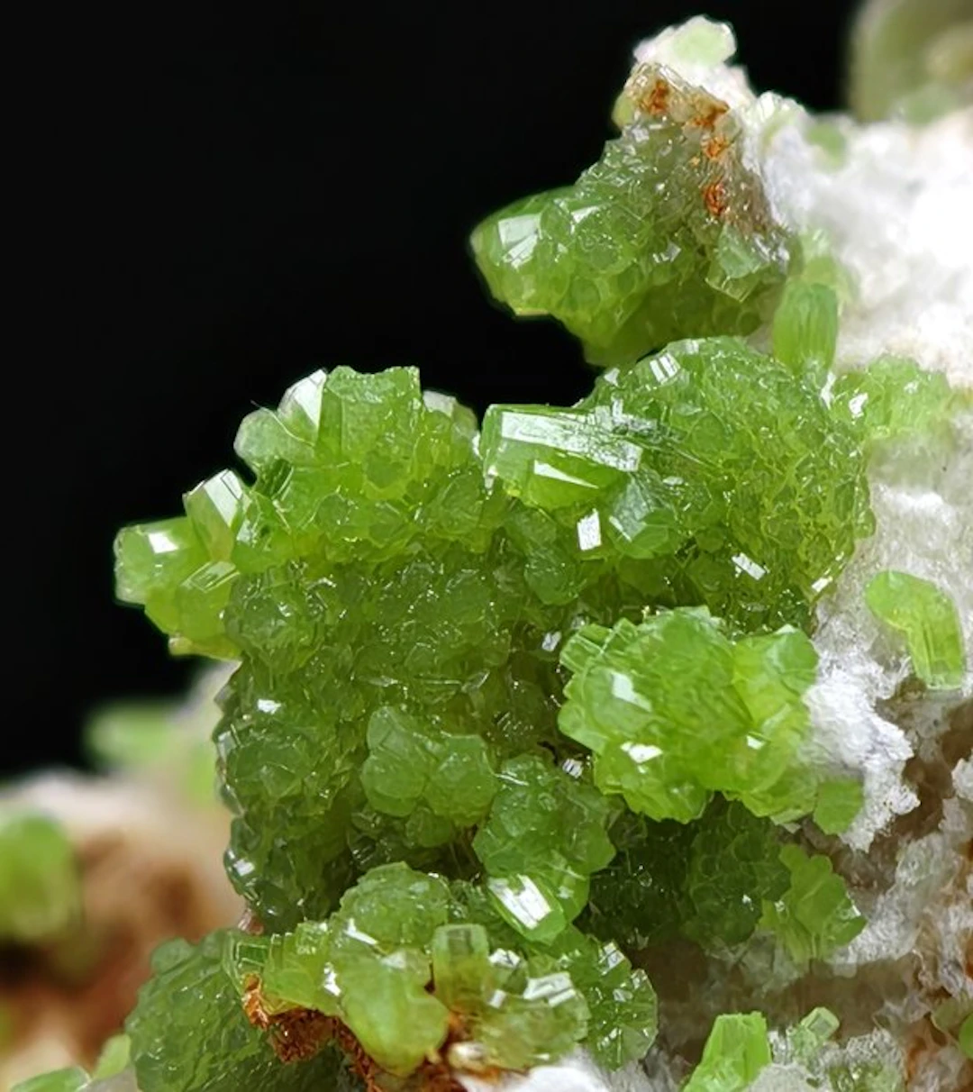 RAREST GREEN GEMMOUS PYROMORPHITE
