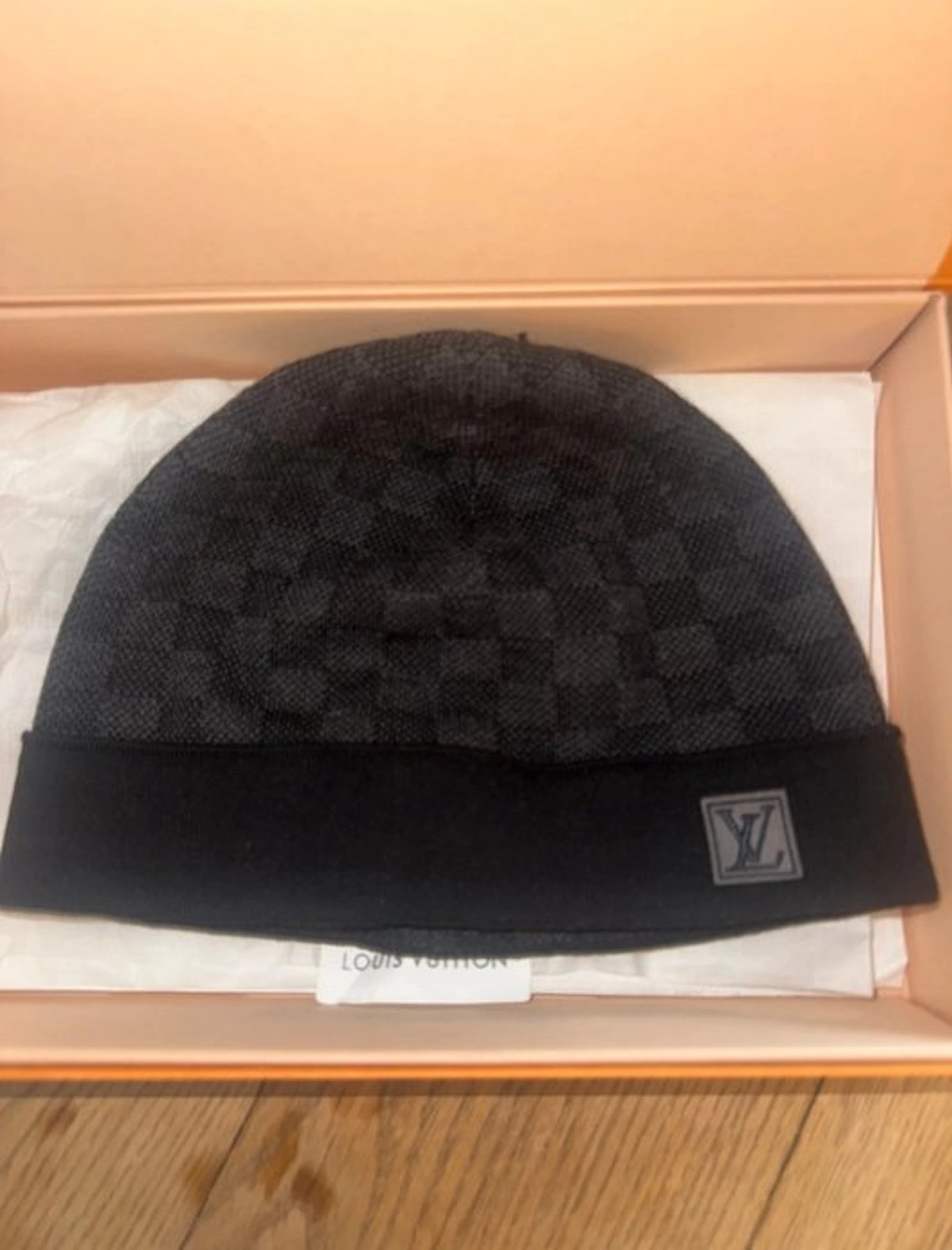 Louis Vuitton - Hat (1) - Wool