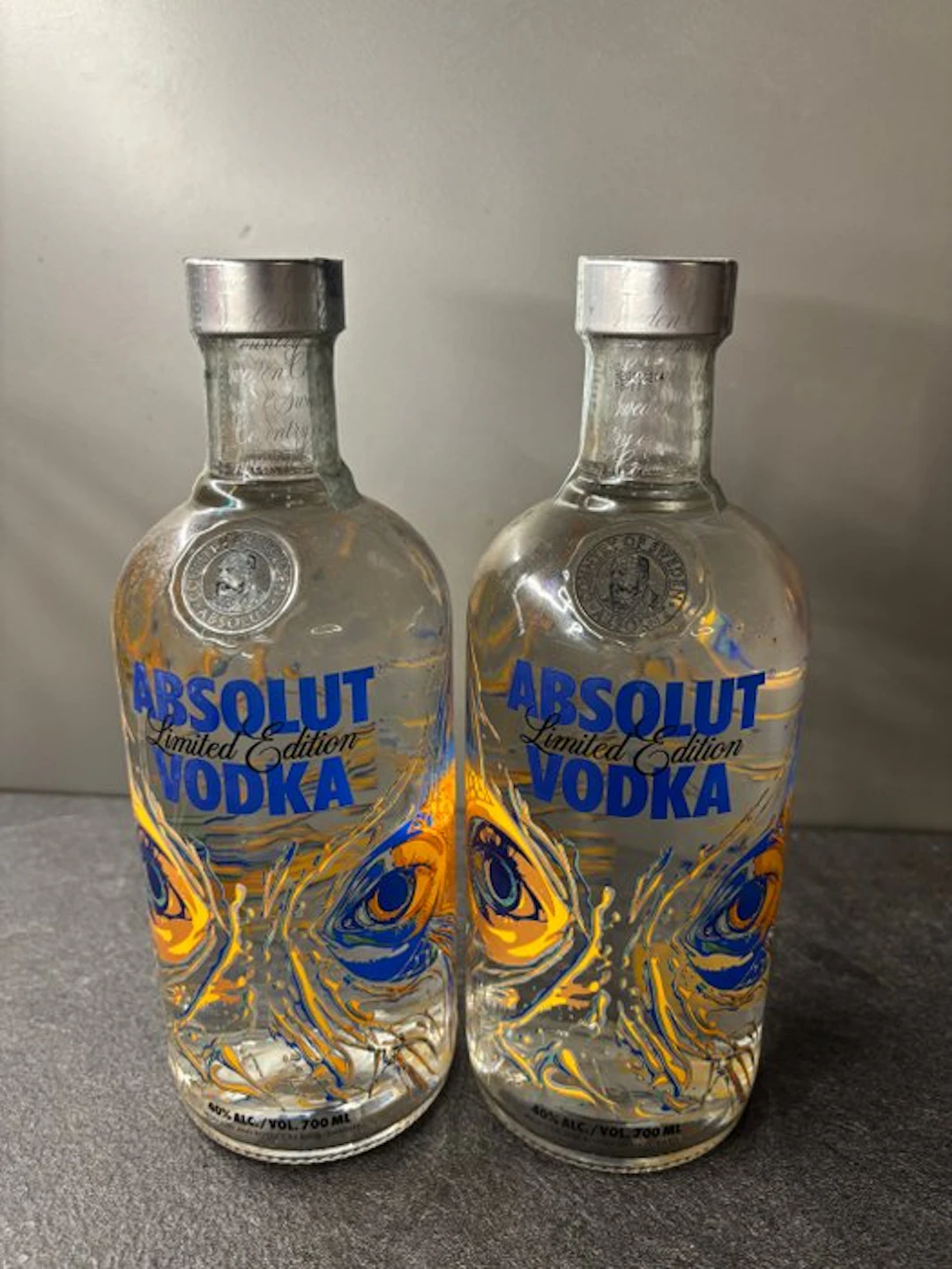 Absolut - Wallpaper V3 Ron English - b. 2011 - 70cl - 2 bottles
