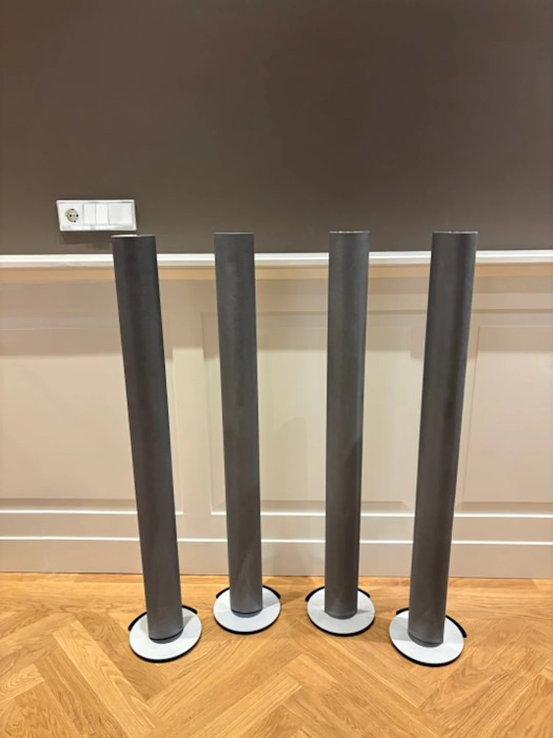 Bang & Olufsen - BeoLab 6000 Surround Set Speaker set