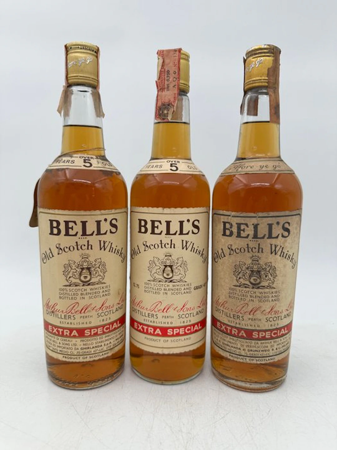 Bell's 5 years old Extra Special - b. 1970s - 75cl - 3 bottles