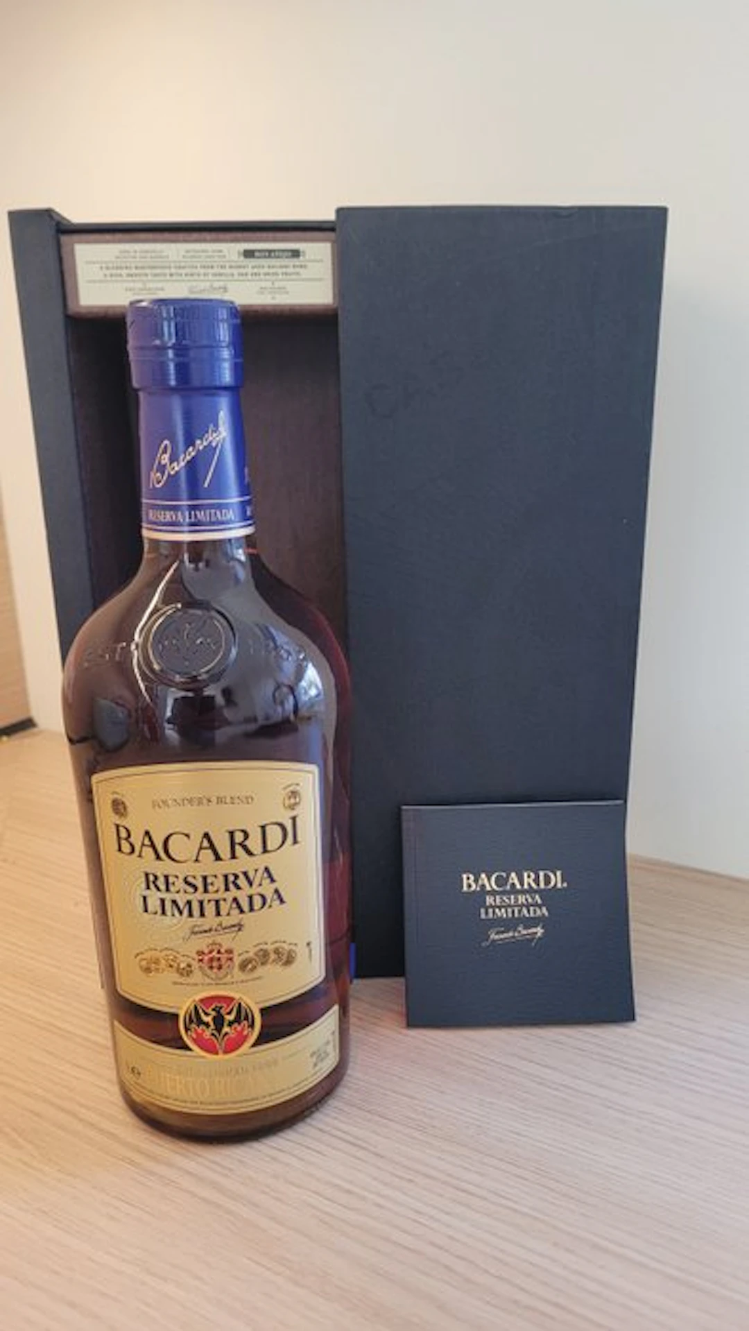 Bacardi - Reserva Limitada - b. 2014 - 1.0 Litre