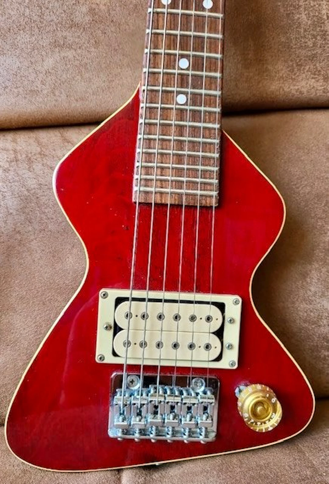 Hondo Chiquita - Travel Guitar - - Electric guitar - United States - 1985