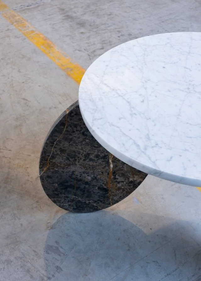 Stone Stackers - Side table - Carrara marble, Port Laurent - SST012