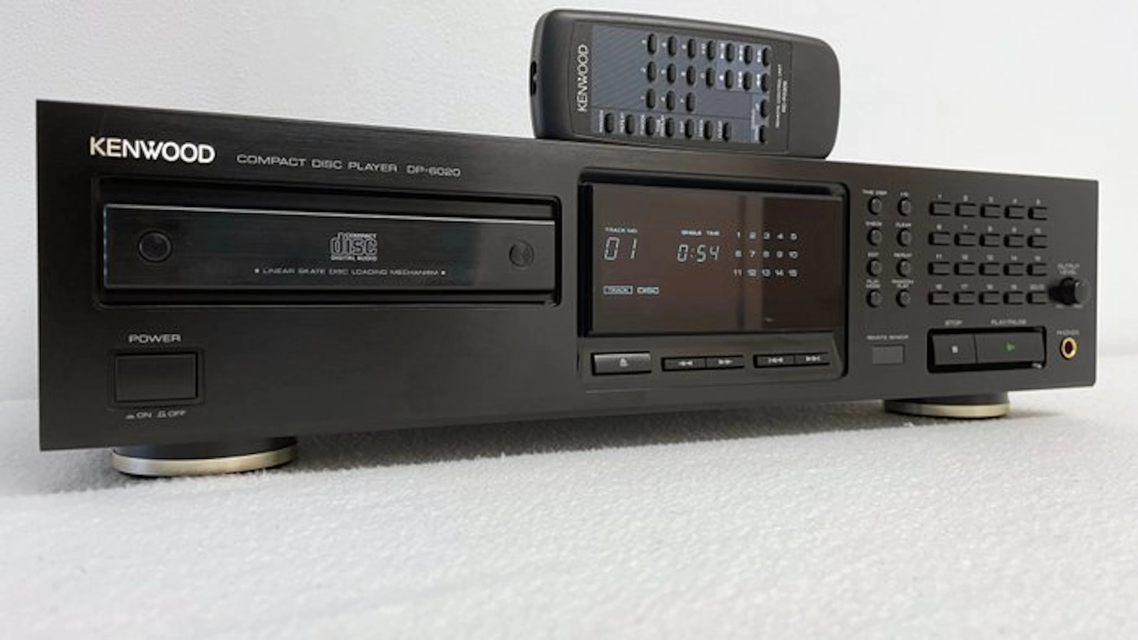 Kenwood - DP-6020 CD player
