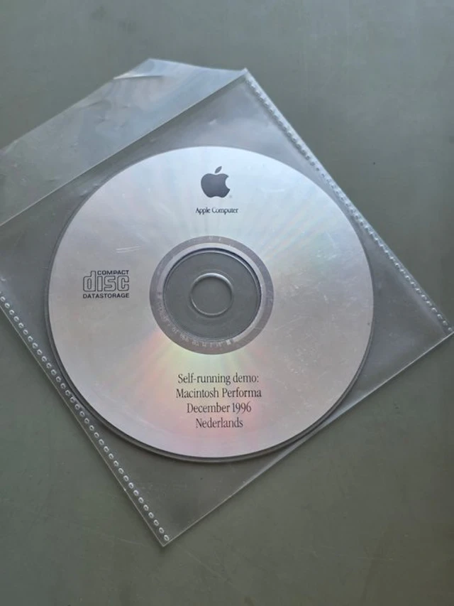NO RESERVE PRICE Self-Running Demo CD Macintosh Performa...