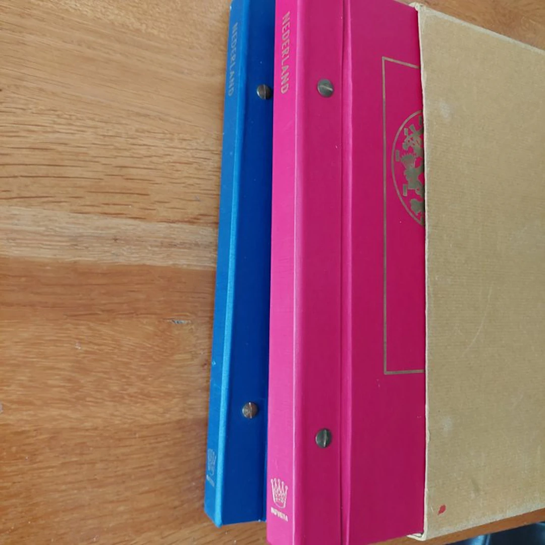 Netherlands 1852/1991 - Collection in 2 x IMPORTA standard albums